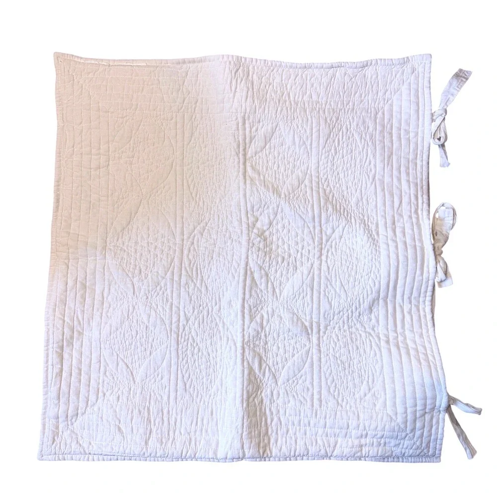 Pottery Barn White Quilted Cotton Linen Euro Sham 26x26 Geometric Diamond Tie